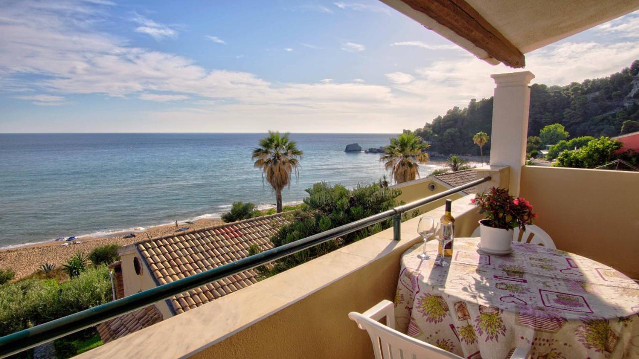 Sea View Maisonette Glyfada Beach ภายนอก รูปภาพ