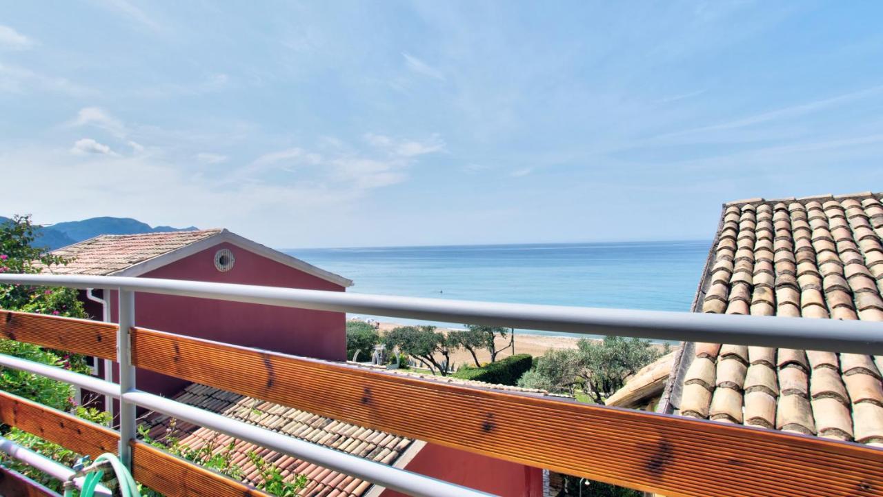 Sea View Maisonette Glyfada Beach ภายนอก รูปภาพ
