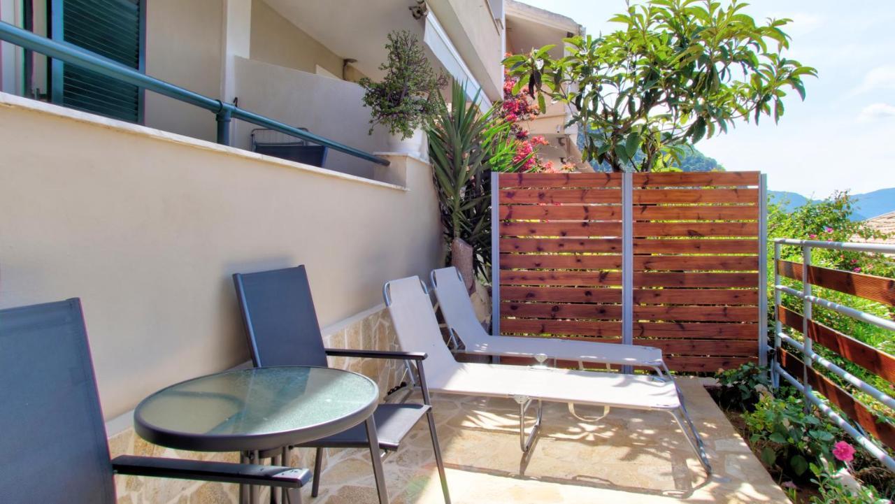 Sea View Maisonette Glyfada Beach ภายนอก รูปภาพ